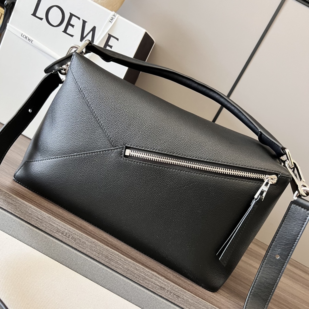 Loewe Puzzle Bags